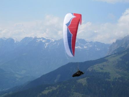 Parapendio: al via il campionato regionale