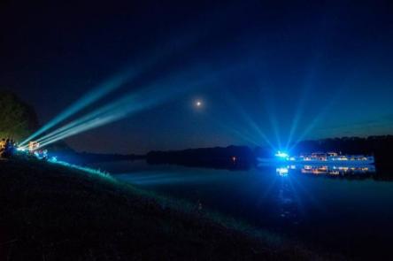 LA NOTTE INDACO IN CROCIERA SUL GRANDE FIUME